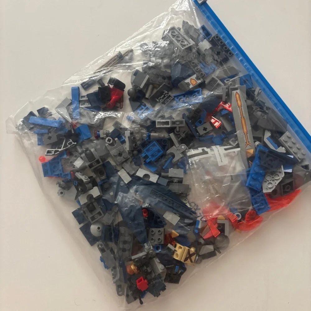 Lego 70327 Blue and Gray Building Set Nexo Knights